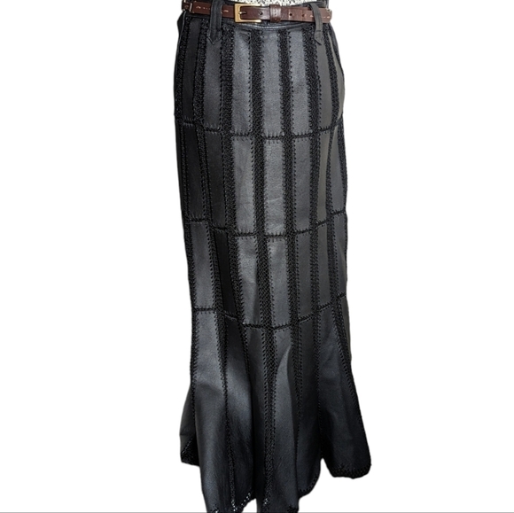 HP. Vintage Pig Leather Skirt - Picture 6 of 14
